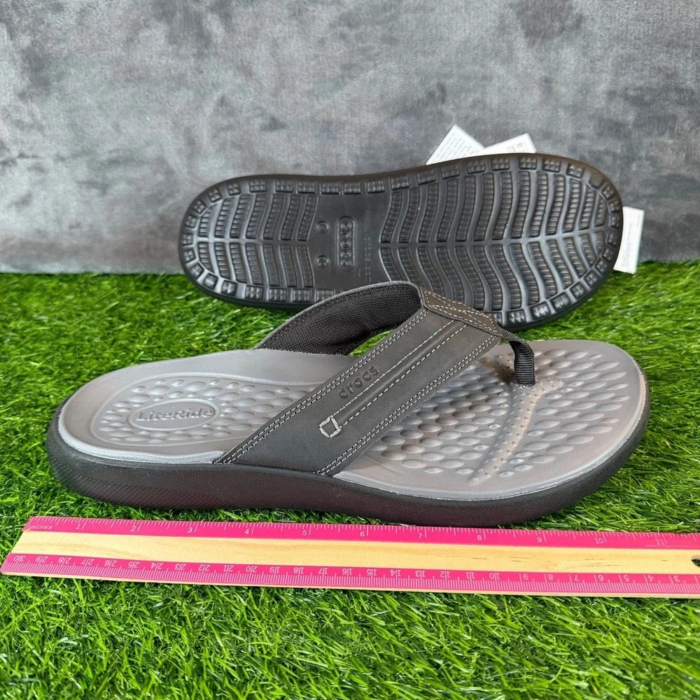 CROCS shoes new